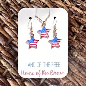 New Handmade Gold-Tone “Land of the Free” Flag/Star Dangle Earrings & Necklace